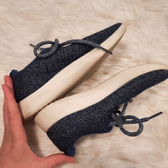 Allbirds Navy Heather Wool Runners 6 - Picture 7 of 9